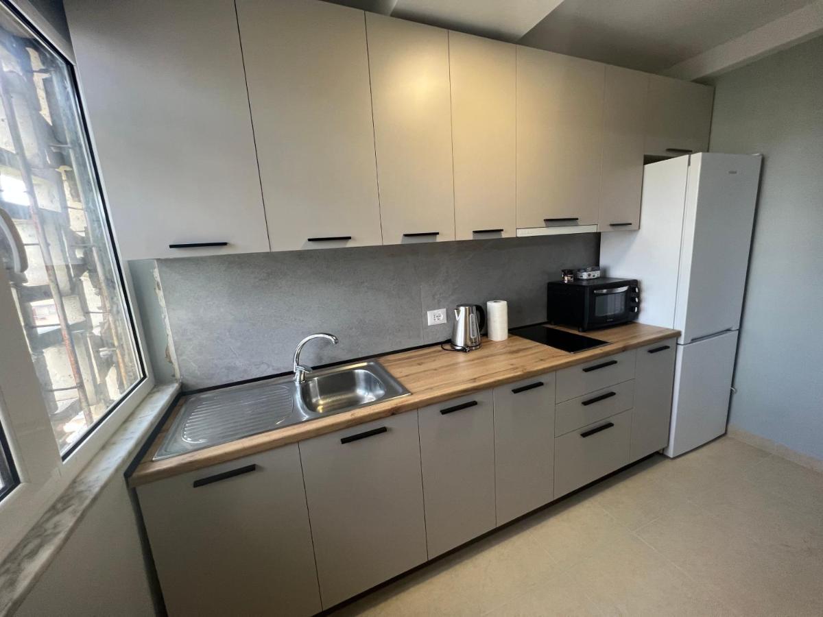 Apartment In Skanderbeg Square - Tirana Center 2 المظهر الخارجي الصورة