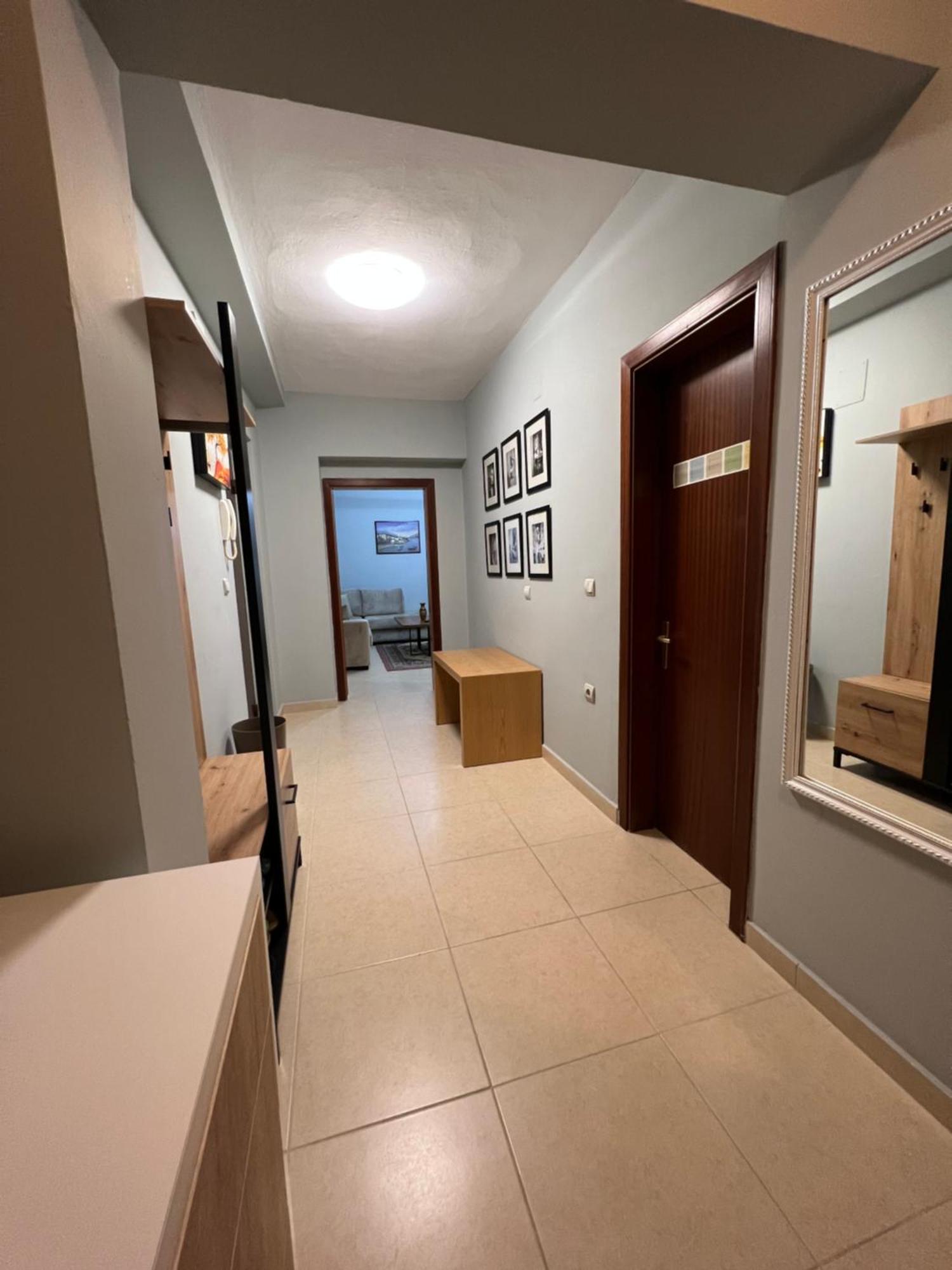 Apartment In Skanderbeg Square - Tirana Center 2 المظهر الخارجي الصورة